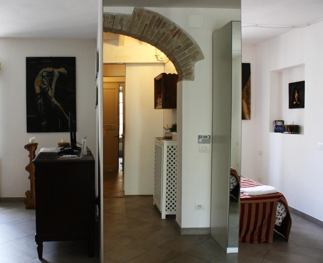 Apartamento Il Tenore D'Oro Centralissimo Parma Exterior foto