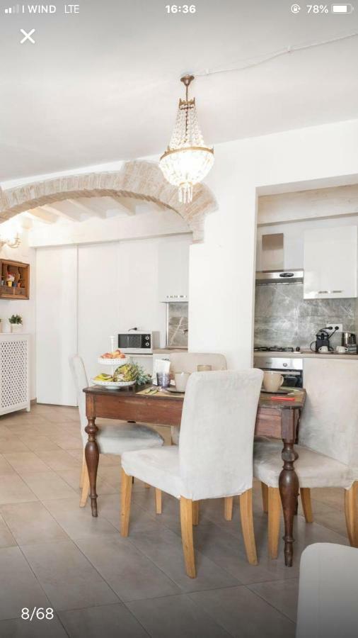 Apartamento Il Tenore D'Oro Centralissimo Parma Exterior foto